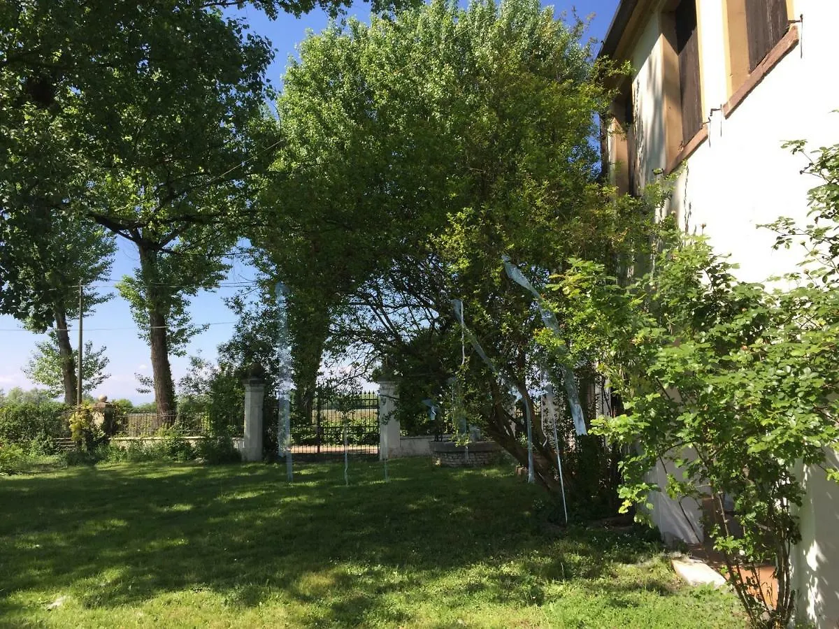 Casa Cecilia Country House 살가레다 펜션